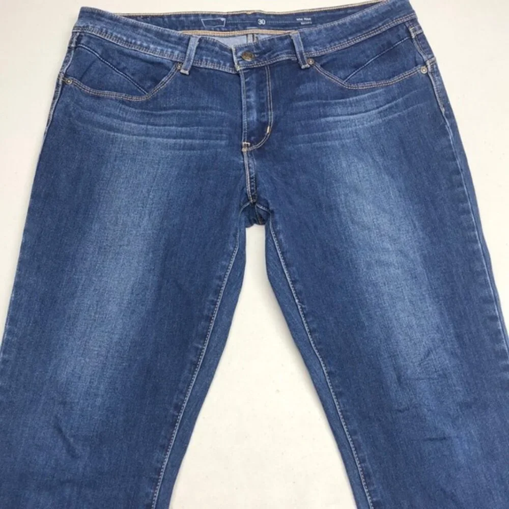 LEVI CONTOUR FIT MID-RISE SKINNY JEANS 30x27 ⭐️